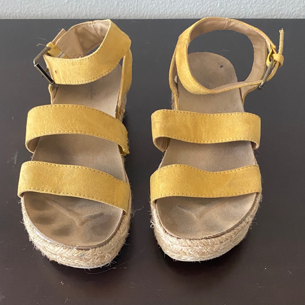 Universal Thread Yellow Strappy Sandals with Espadrille Wedge